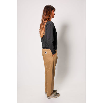 "The Original Limpies" baggy skate pant in beige. These classic baggy pants respect the volume of the 90s, offering the most comfortable vintage skate fit. Made in USA.